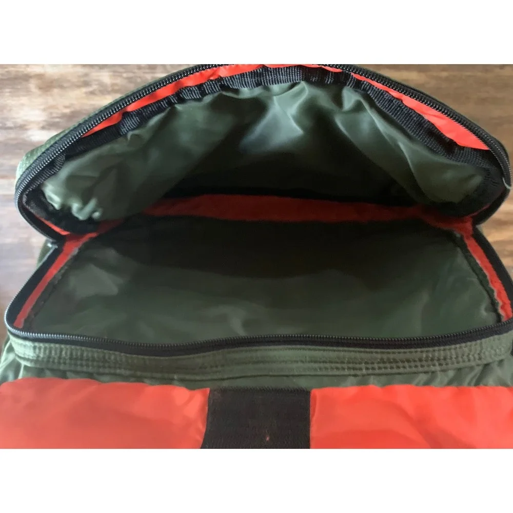 Aeropostale Olive Green Nylon Messenger Bag Vintage Gorpcore Techwear Streetwear